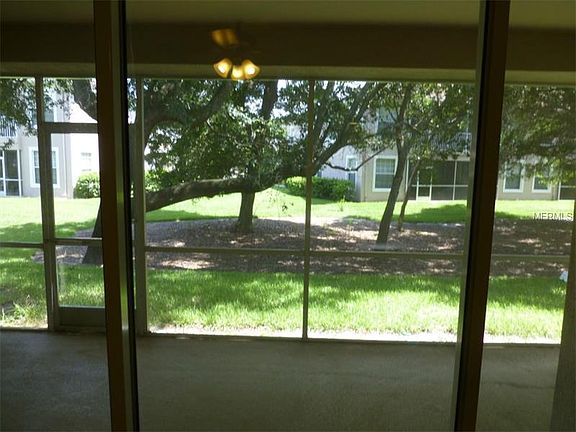 2nd image of 2063 Carriage Ln