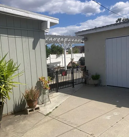 15134 Poplar Ave — Photo 9