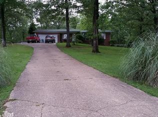 244 Peninsula Dr, Hot Springs, AR 71901