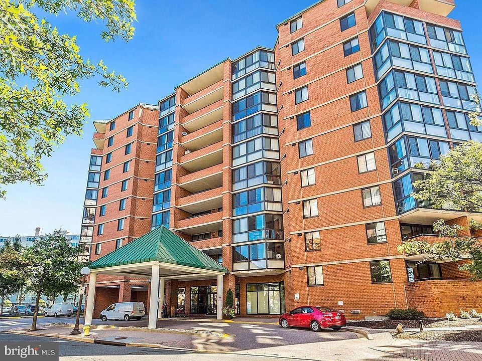 1st image of 1001 N Randolph St APT 1010