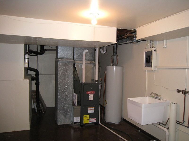 WASHER-DRYER HOOK-UPS