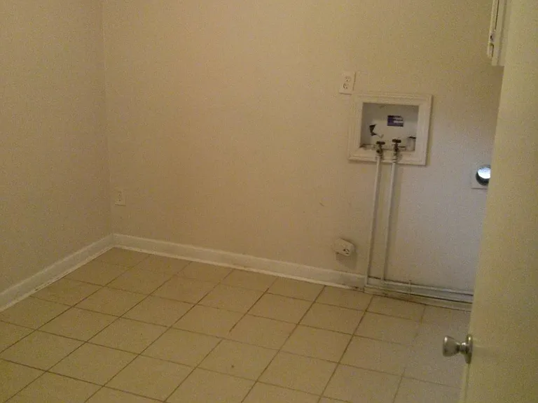 1284 Lynhurst Dr SW — Photo 13