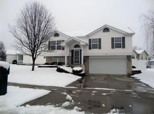14 Jacqueline Cir, O'Fallon, MO