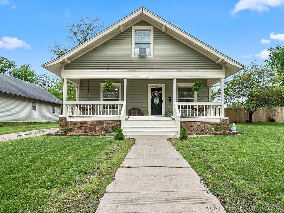 1st image of 602 S Bixby St