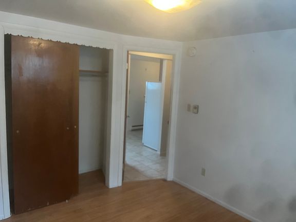 4th image of 252 Berkshire Blvd APT 2B