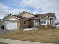 1st image of 2336 Iroquois Ln