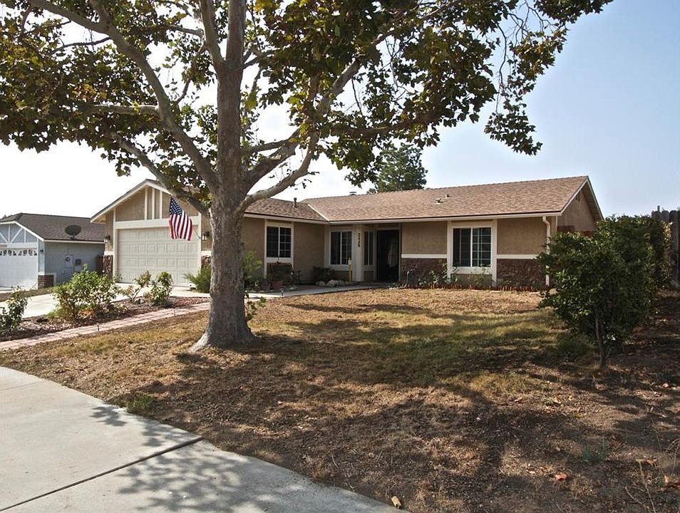 1st image of 2449 W Deanna Dr