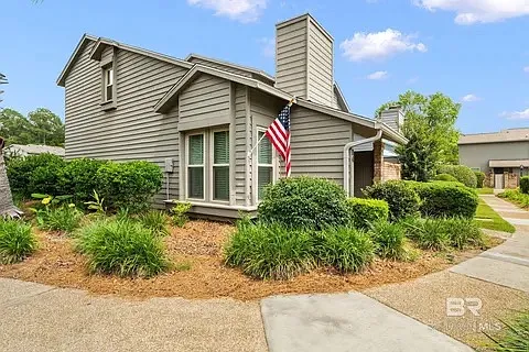 389 Clubhouse Dr — Photo 5