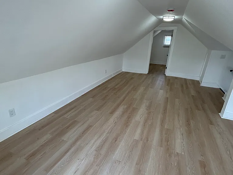 4138 Locust St — Photo 10