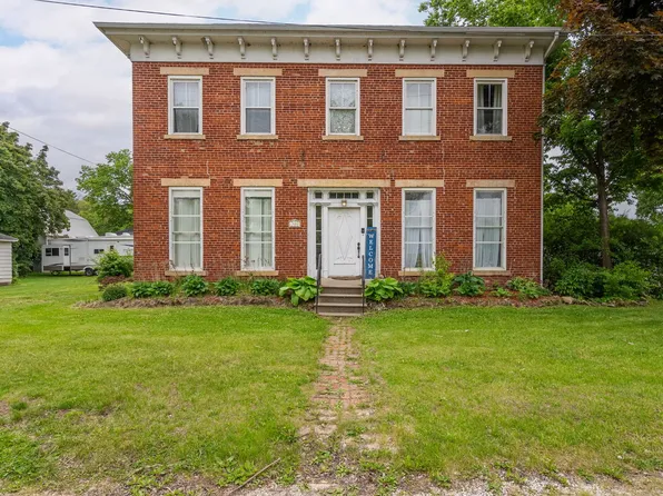 402 2nd Ave S, Cordova, IL 61242