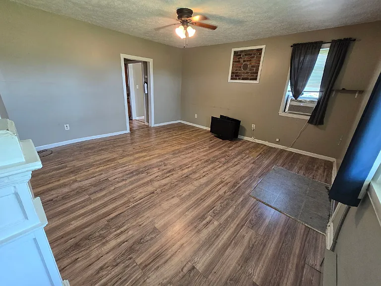 5666 Germantown Rd — Photo 9