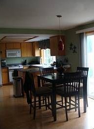 3rd image of 6407 NE 105th Cir