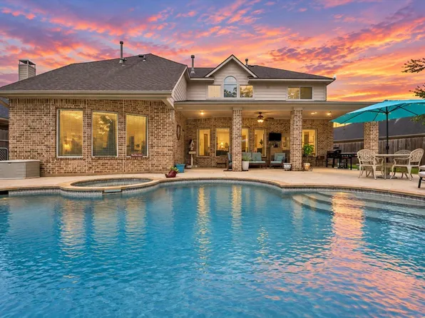 8824 Snowy Owl Loop, Missouri City, TX 77459