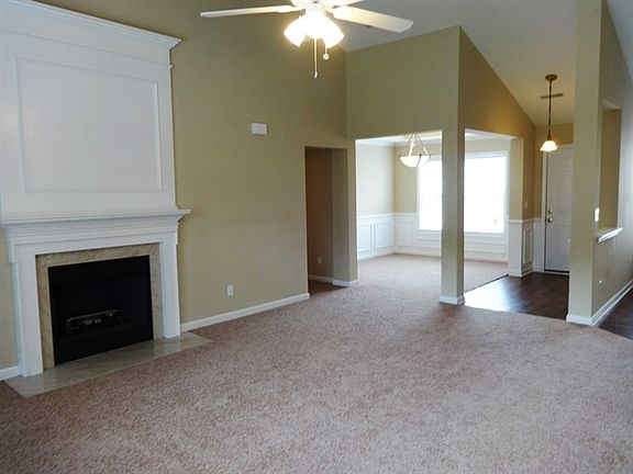 2nd image of 4849 Cherry Blossom Dr