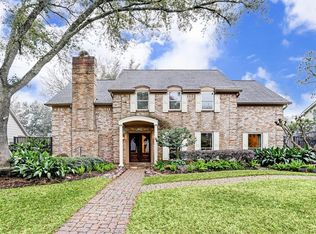 10815 Tupper Lake Dr, Houston, TX 77042