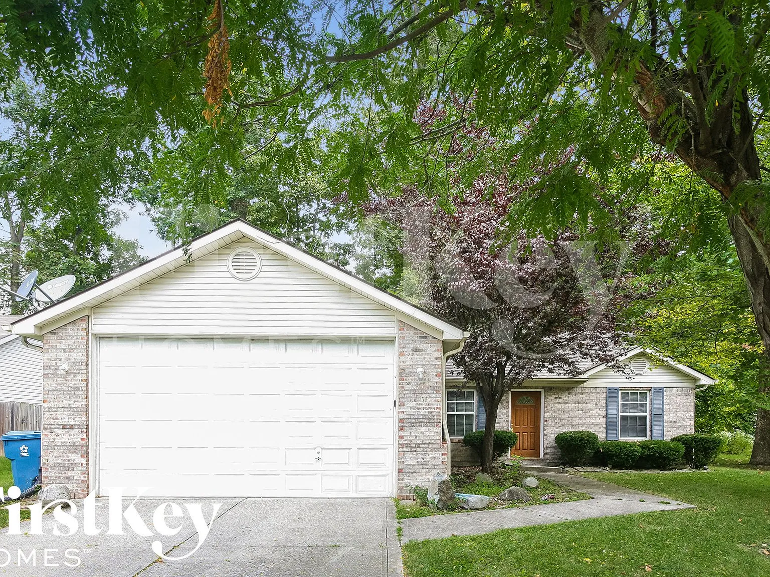 3 bed, 2.0 bath, 1306 sqft, $1,760 — Photo 1