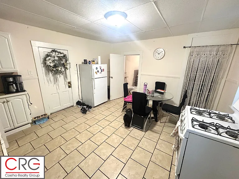 31 Elmwood St #2 — Photo 8