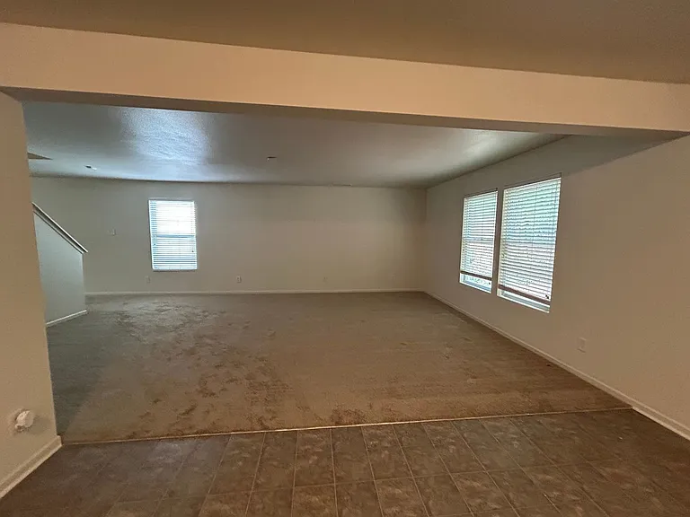 3015 Meadow Knoll Dr — Photo 9