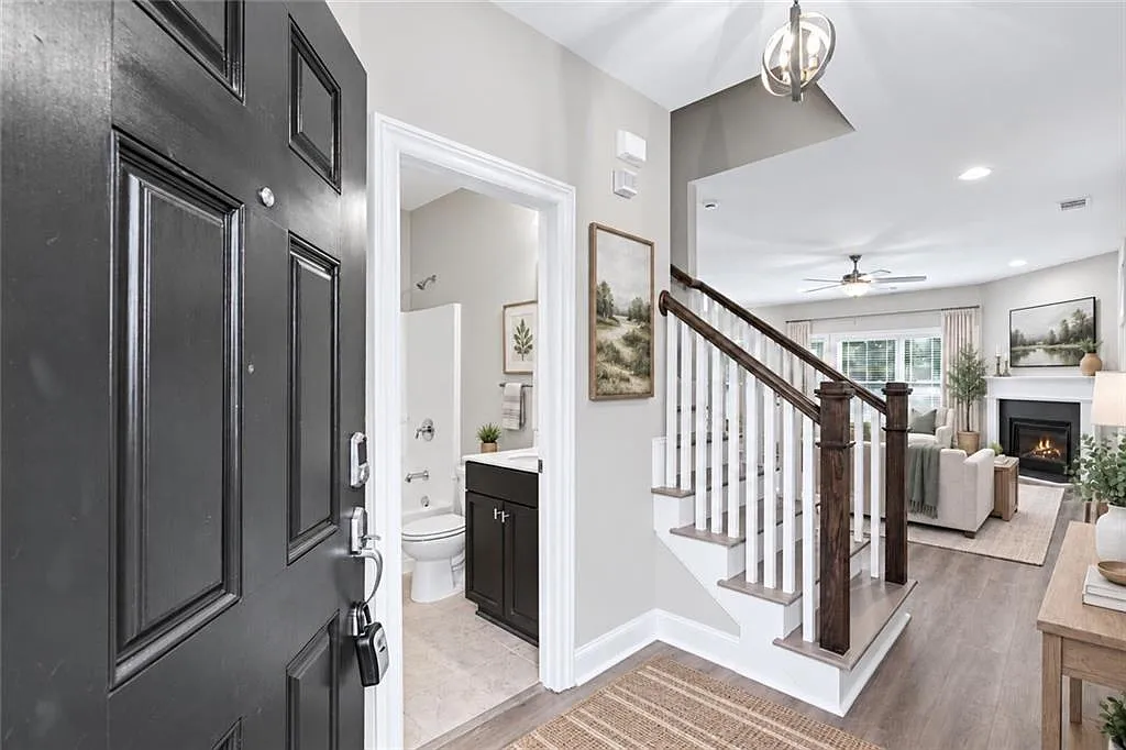 3 bed, 3.0 bath, 1771 sqft, $3,200 — Photo 3