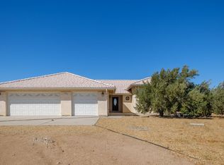 7630 Trinidad Rd, Phelan, CA 92371