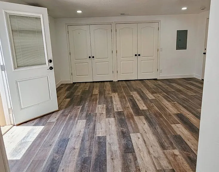 85 Cherry Avenue — Photo 2