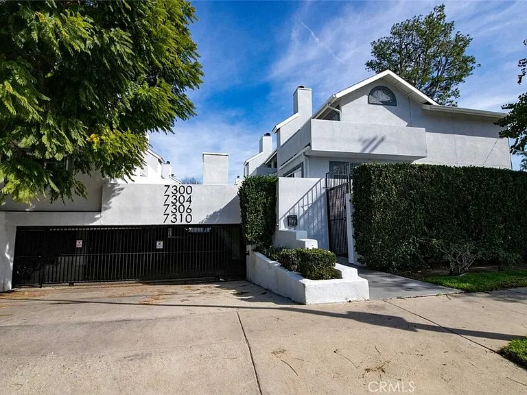 7310 Balboa Blvd #F — Photo 60