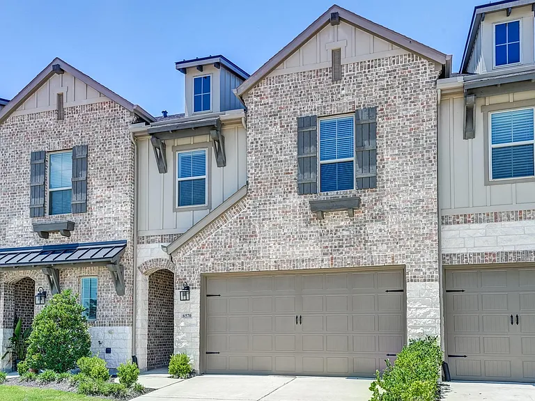 6570 Scarlet Pond Ln — Photo 2