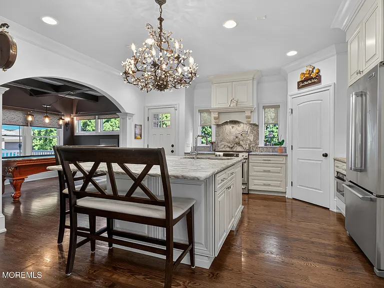29 Lafayette St — Photo 12