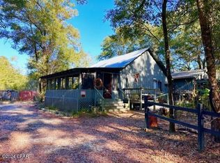 5512 Still Pond Rd, Ebro, FL 32437