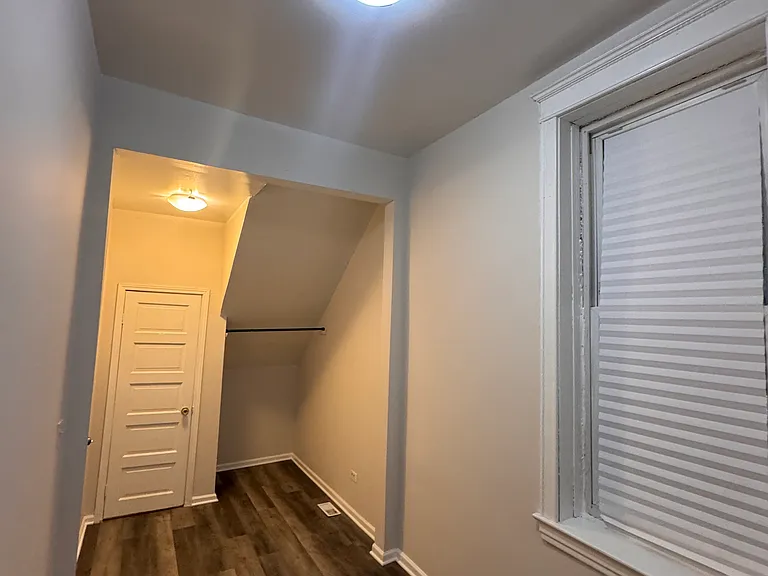 2230 S Kedzie Ave #1R — Photo 3
