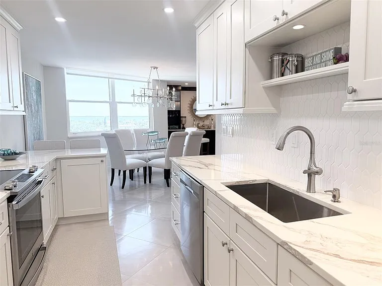 1050 Longboat Club Rd #803 — Photo 18