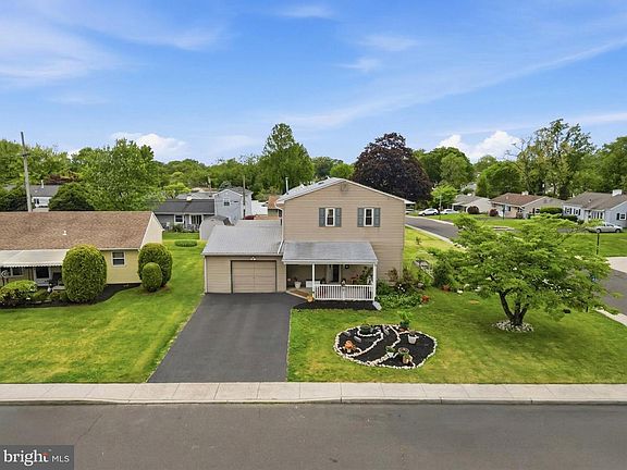 4th image of 342 Chelsea Rd