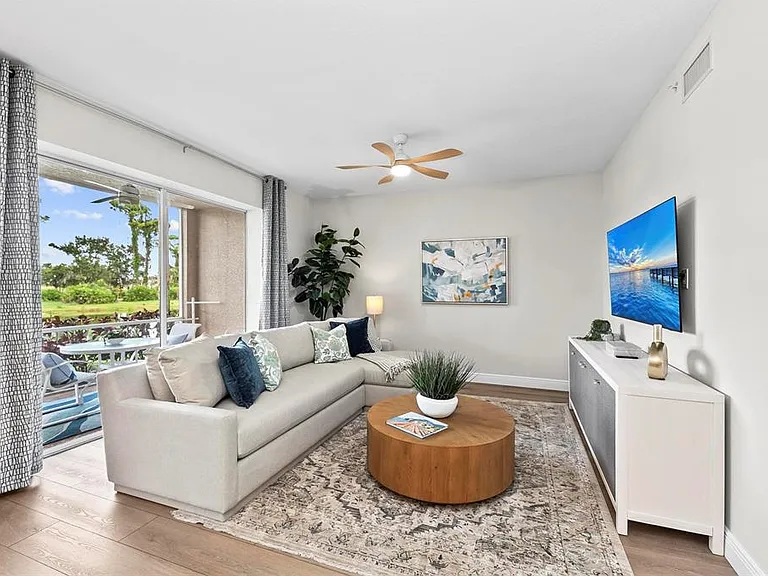 5280 Hyland Hills Ave #1812 — Photo 4