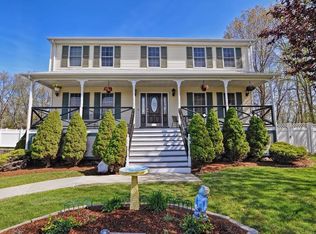 53 Clark St, Salem, MA 01970