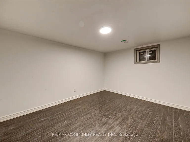 58 Gully Dr #BASEMENT — Photo 11