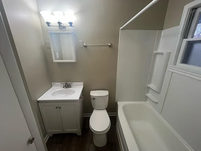 346 E Mithoff St — Photo 6