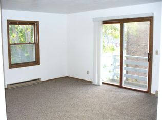 2940 W 4th St APT 2, Grand Chute, WI 54914