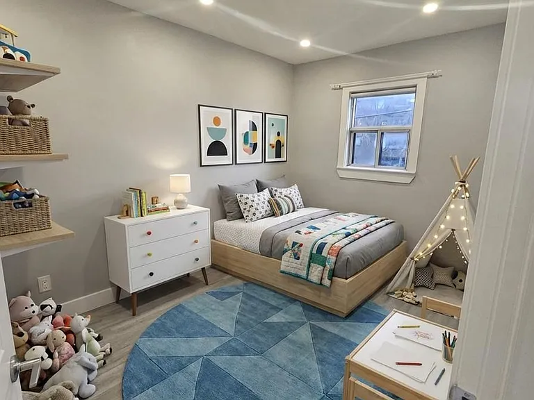 1566 Avenue Rd #201 — Photo 4
