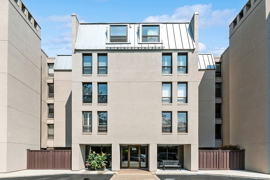 1st image of 640 Winnetka Mews APT 107
