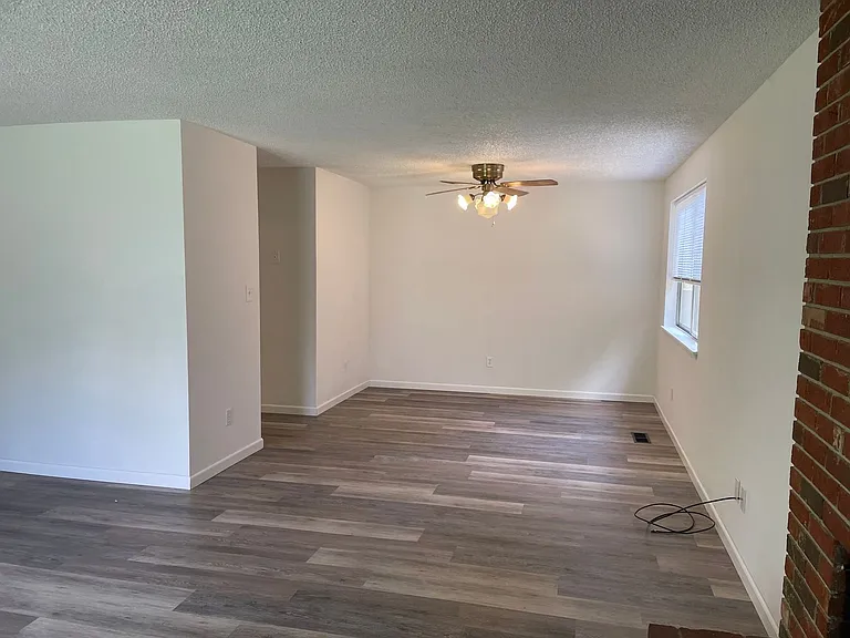 581 N Wexford Cir — Photo 6