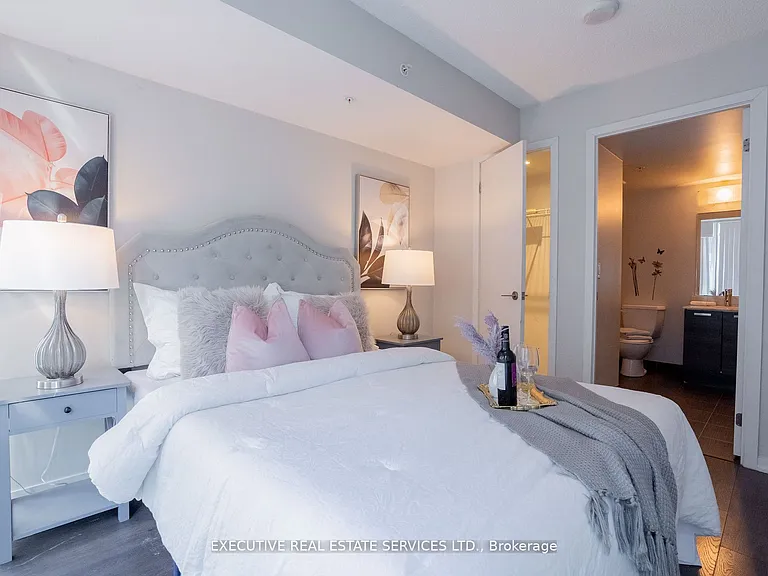 36 Lisgar St #1902E — Photo 16