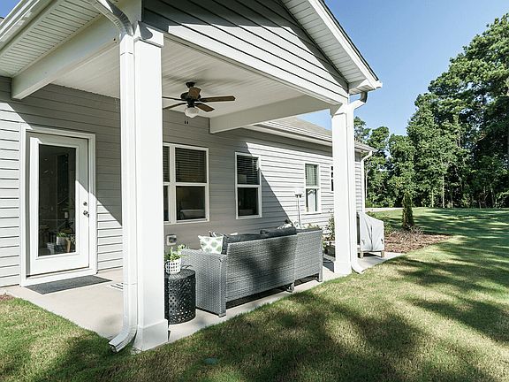 The Telfair Covered Patio