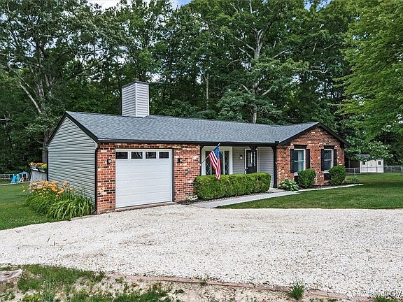 4th image of 7300 Summertree Dr