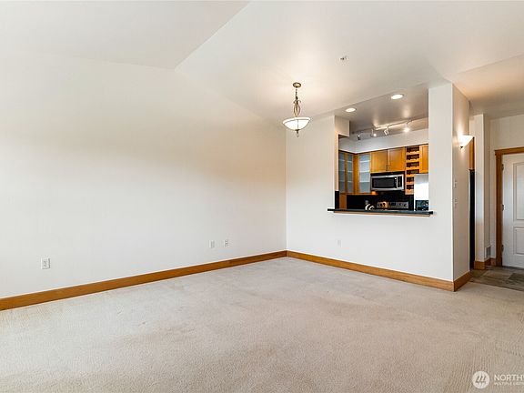 5th image of 255 W Bakerview Road #401