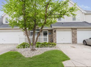 8422 Enclave Blvd, Fishers, IN 46038