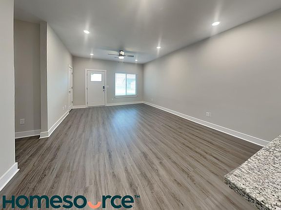 2nd image of 5226 Honeylocust Cir