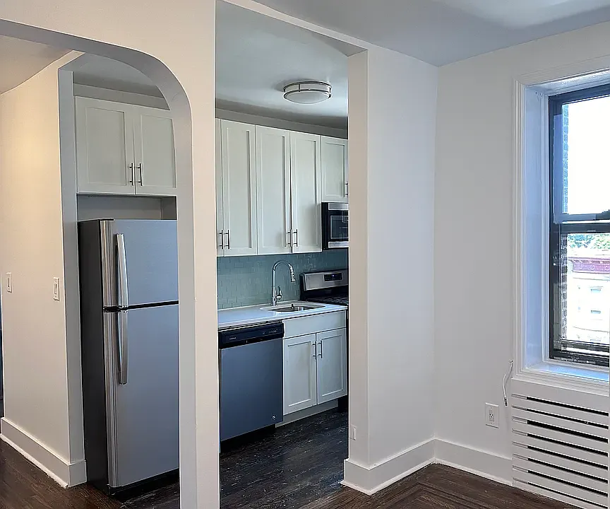 283 Albany Ave #5J