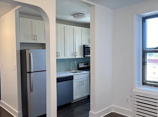 283 Albany Ave #5J, Brooklyn, NY 11213