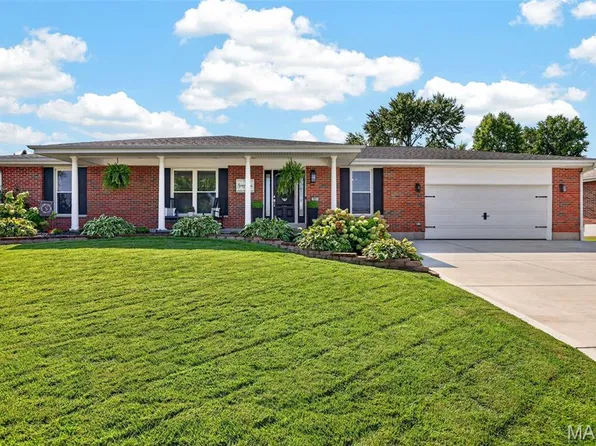 931 Quince Dr, Saint Charles, MO 63301