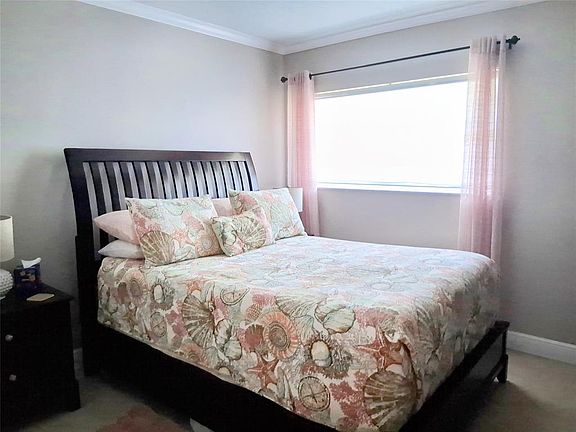 3rd image of 1035 Hillsboro Mile APT 25